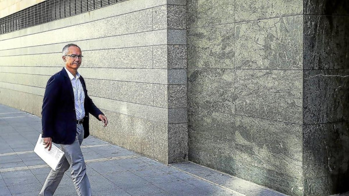 Mantero, el día que declaró por la trama eólica.-ICAL