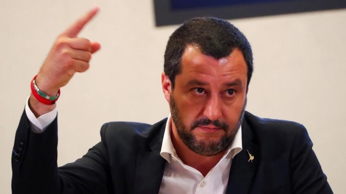 El Ministro italiano del Interior, Matteo Salvini, en una rueda de prensa.-TONY GENTILE