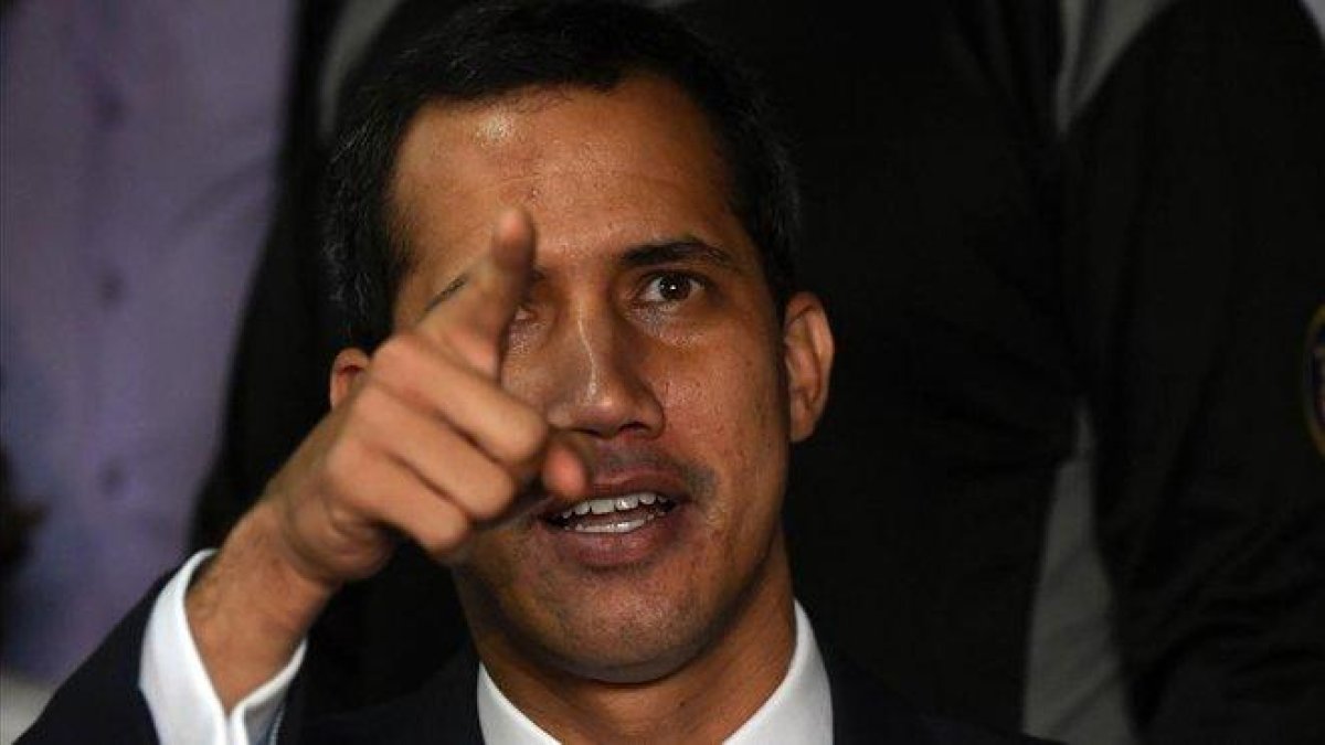 El opositor venezolano Juan Guaidó, durante la rueda de prensa que ha ofrecido este viernes.-JUAN BARRETO (AFP)