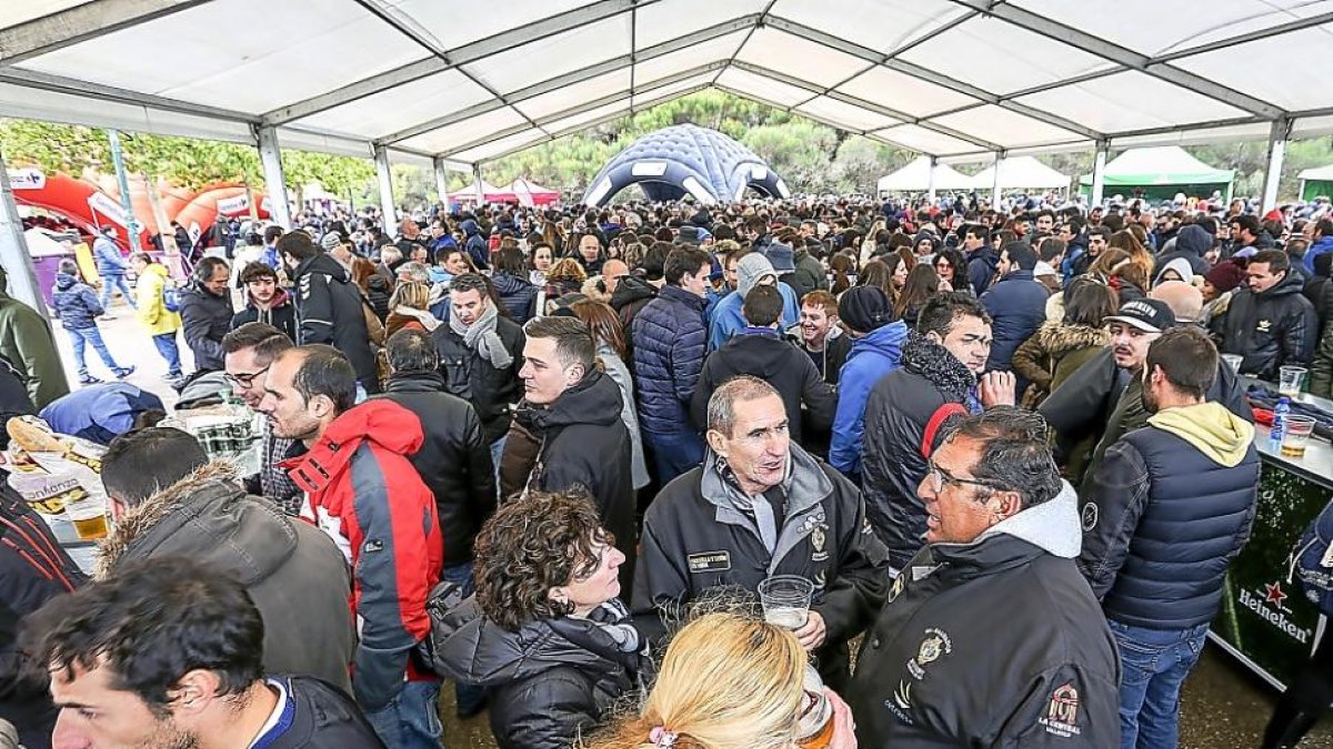 Imagen de una de las carpas montadas en la última Copa del Rey.-M. A. SANTOS