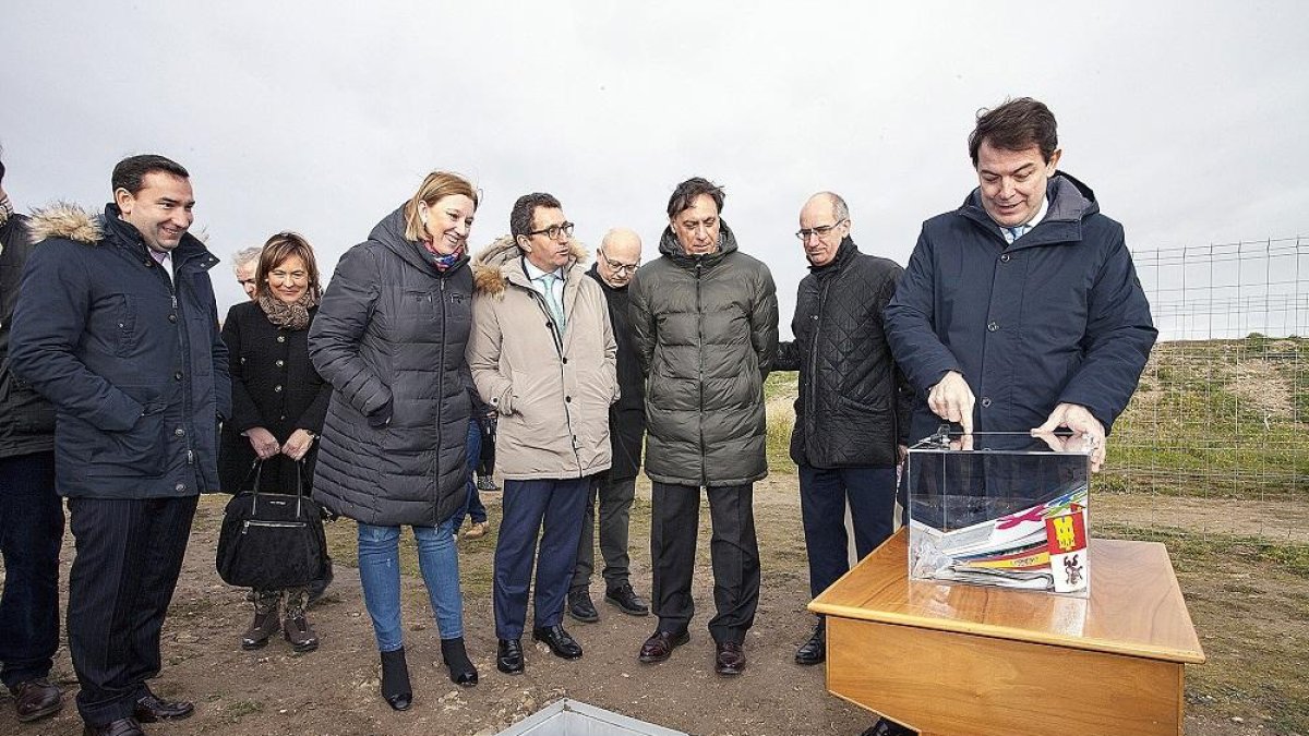 Mañueco: «No se pueden paralizar los regadíos de Payuelos y La Armuña»-ICAL