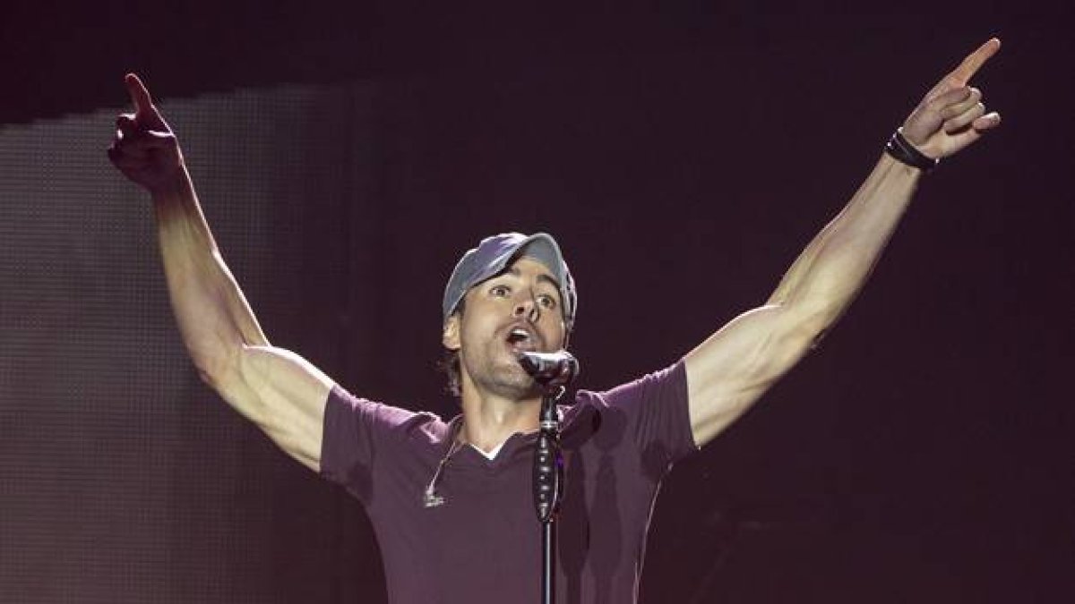 Enrique Iglesias durante un concierto en Barcelona en noviembre del 2014.-Foto: FERRAN SENDRA