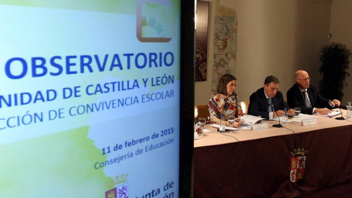 Los consejeros de Familia, Milagros Marcos y Educación, Juan José Mateos-R. Cacho / Ical