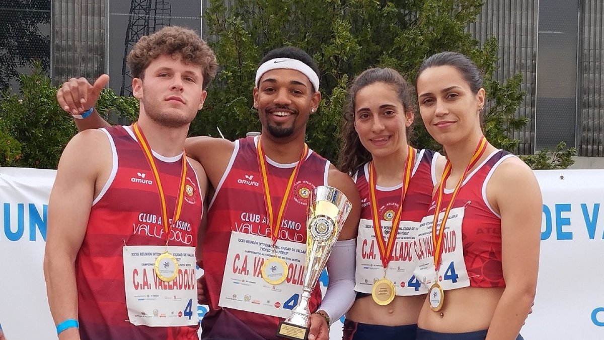 Récord del CAV en el 4x100 / EM