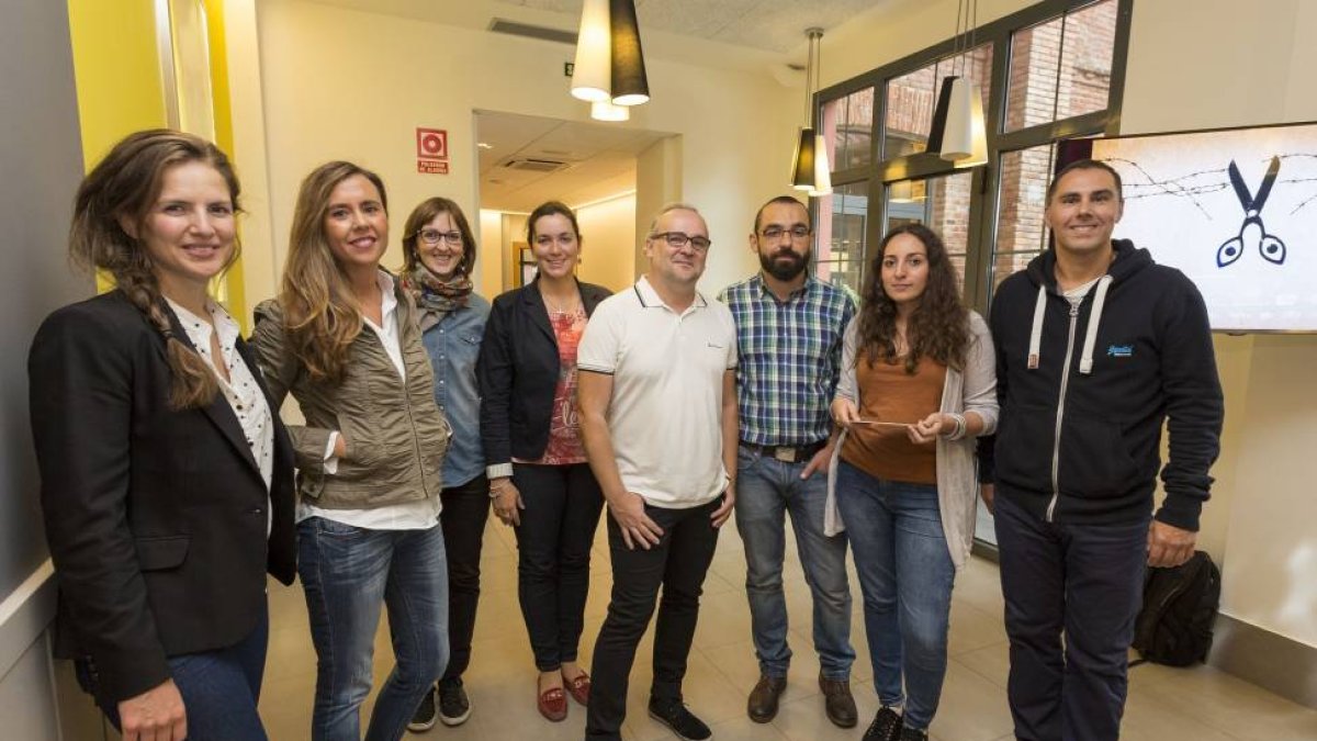 Leticia Díez, Cristina Fontaneda, María Ruiz, Loreto Arenales,  Carlos de Miguel, Francisco Javier Criado, Virginia Díez y Mario Soriano-Miguel Ángel Santos
