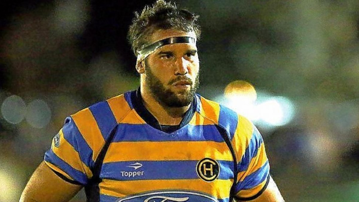 Sacha Casañas con la camiseta de Hindú Club.-EL MUNDO