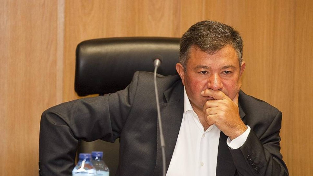 José Manuel Méndez en el Ayuntamiento de Arroyo-P. REQUEJO