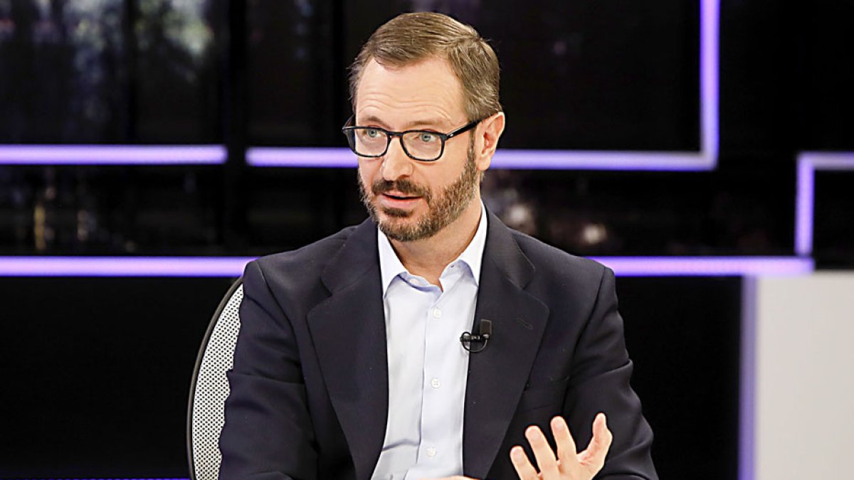 Javier Maroto en el programa ‘La Quinta Esquina’. / J. M. LOSTAU