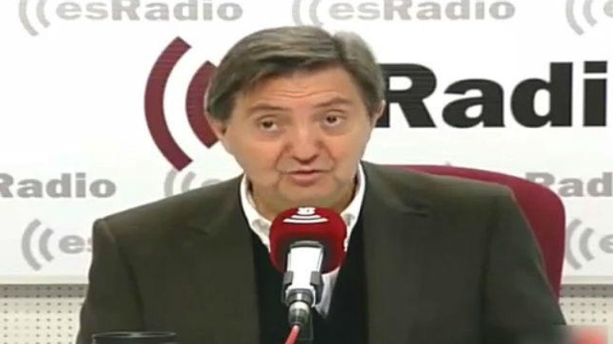 Federico Jiménez Losantos llama
