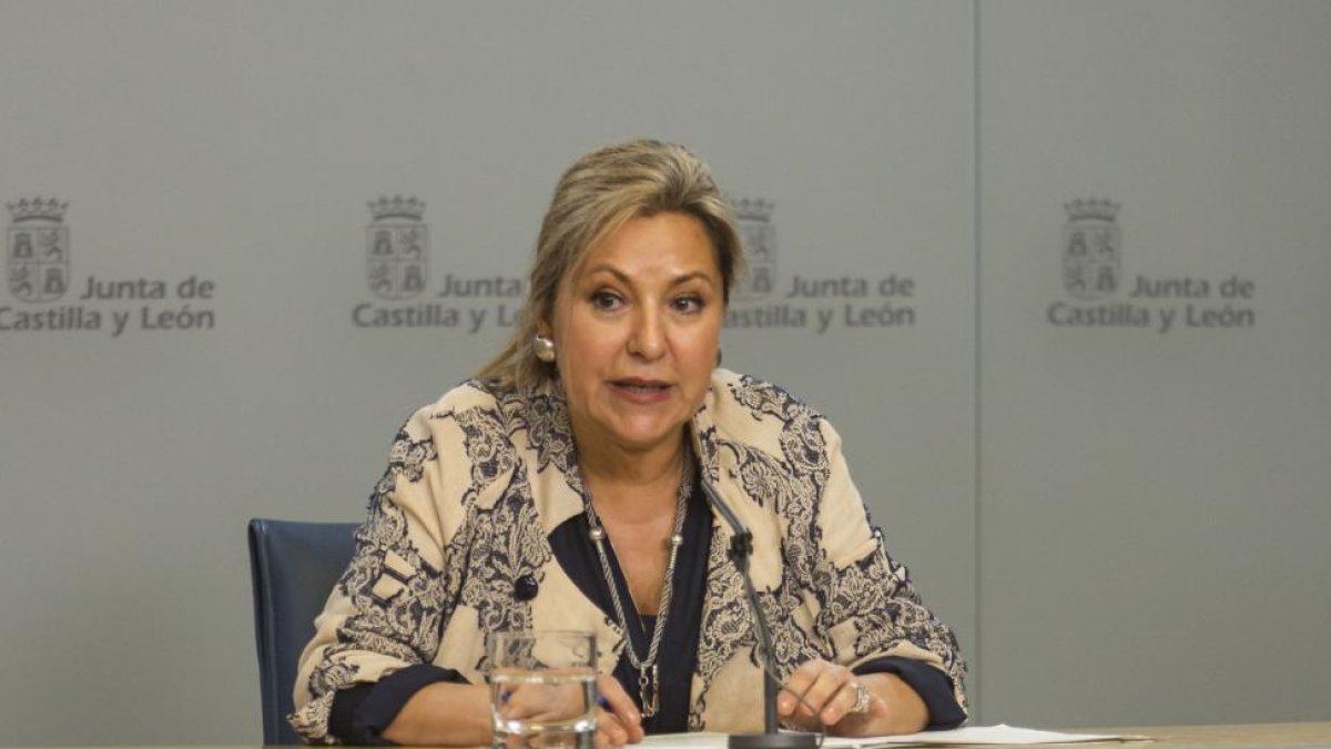 a vicepresidenta y portavoz, Rosa Valdeón, informa de los acuerdos alcanzados en el Consejo de Gobierno.-ICAL