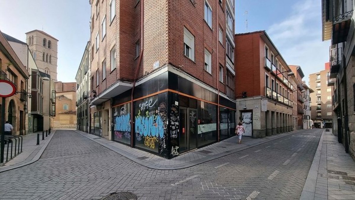 Local de la calle Torrecilla en el que se iba a instalar en nuevo juzgado de Familia. Photogenic