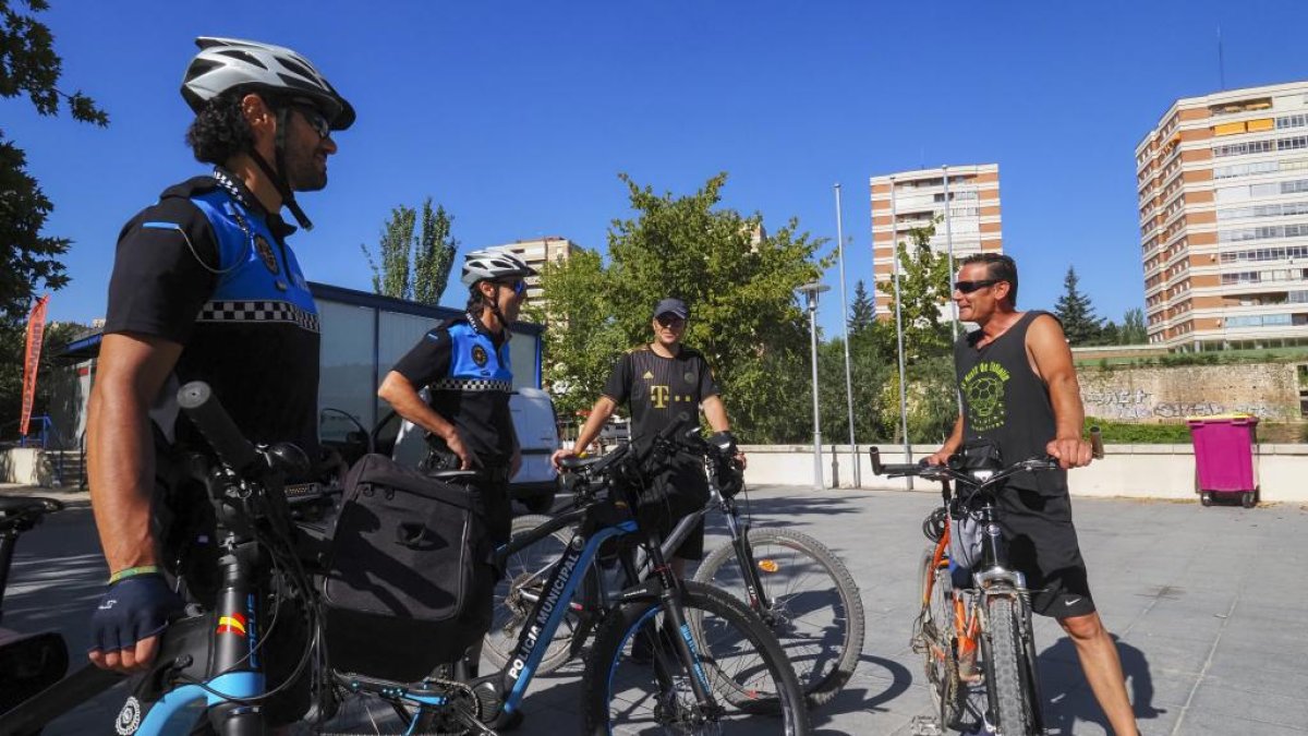 Imágenes de la Sección Ciclista de la Policía Municipal de Valladolid. PHOTOGENIC