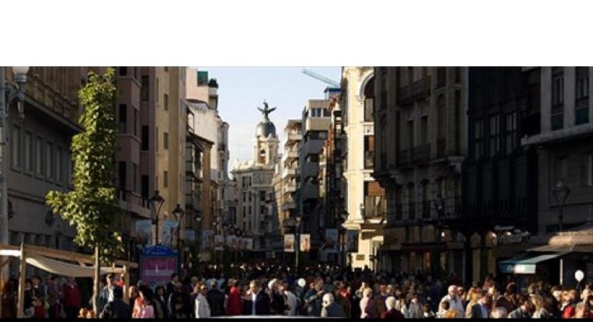 Calle Santiago en Valladolid.-EUROPA PRESS
