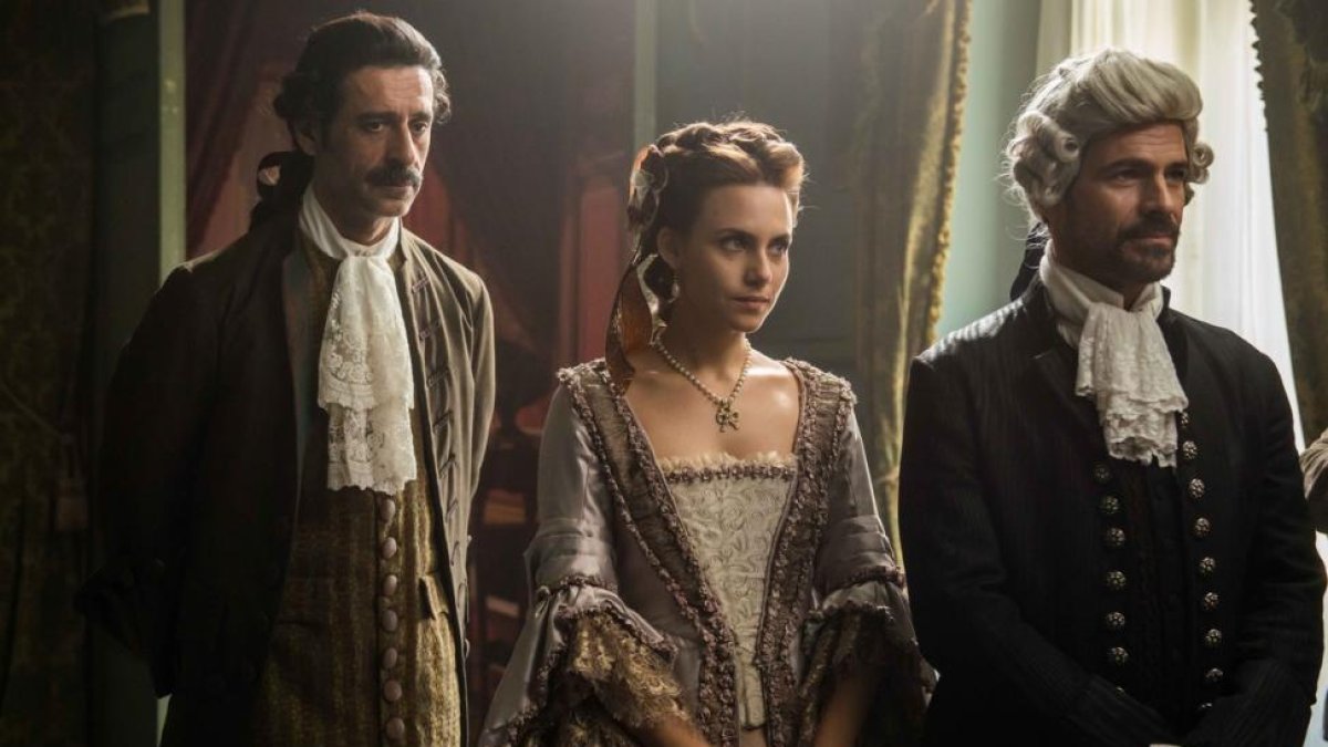 Imagen de los nuevos episodios de 'El Ministerio del Tiempo'.-TAMARA ARRANZ