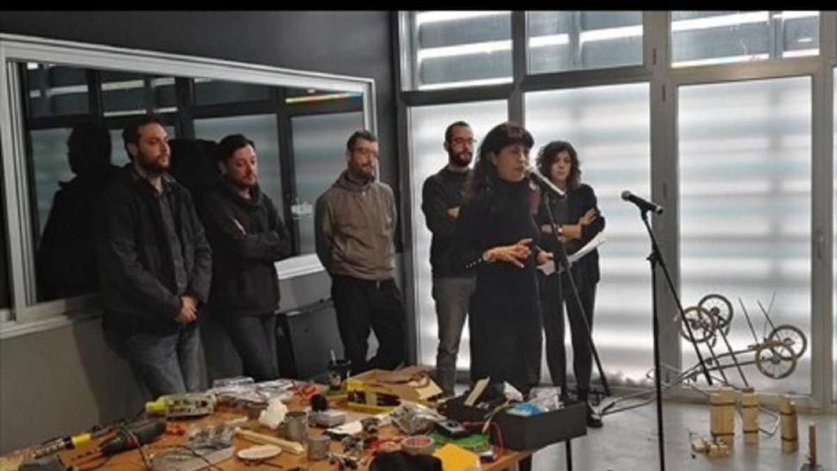 Ana Redondo, concejal de Cultura y Turismo y los cinco artistas de CreArt.-EUROPA PRESS