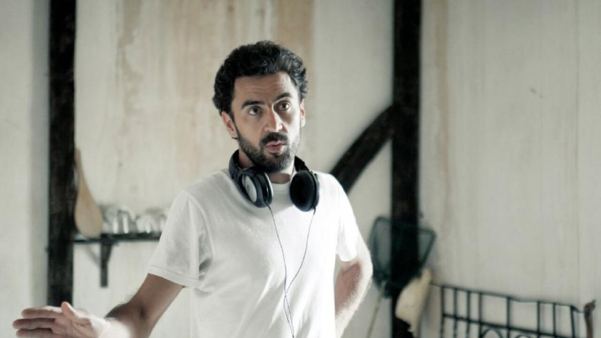 El realizador Javier Roldán presenta su cortometraje 'Hermanos'.-ICAL