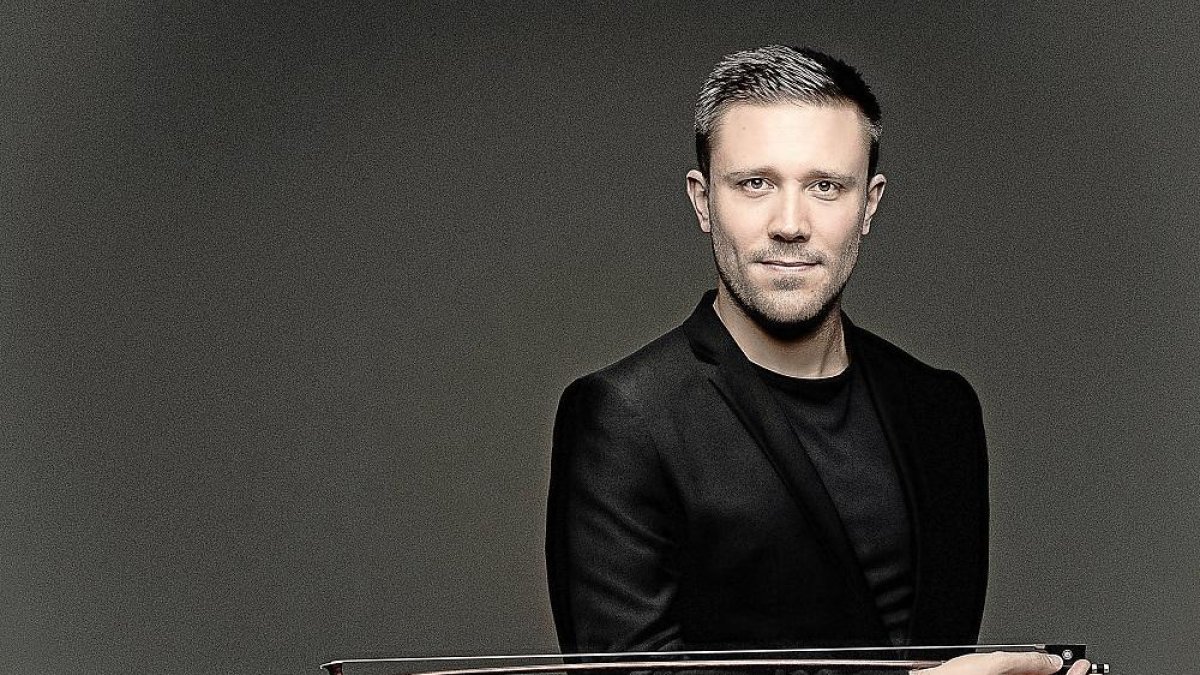 El violinista y director vallisoletano Roberto González-Monjas.-MARCO BORGGREVE