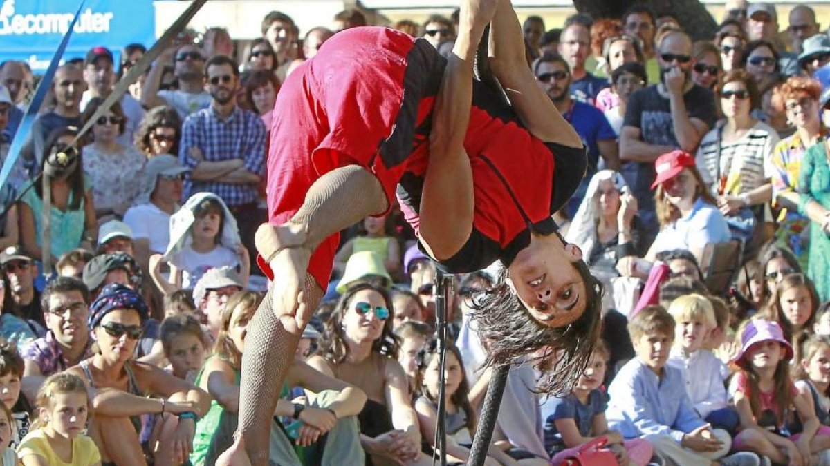 Festival de Teatro de Calle celebrado el año pasado.-J. M. LOSTAU