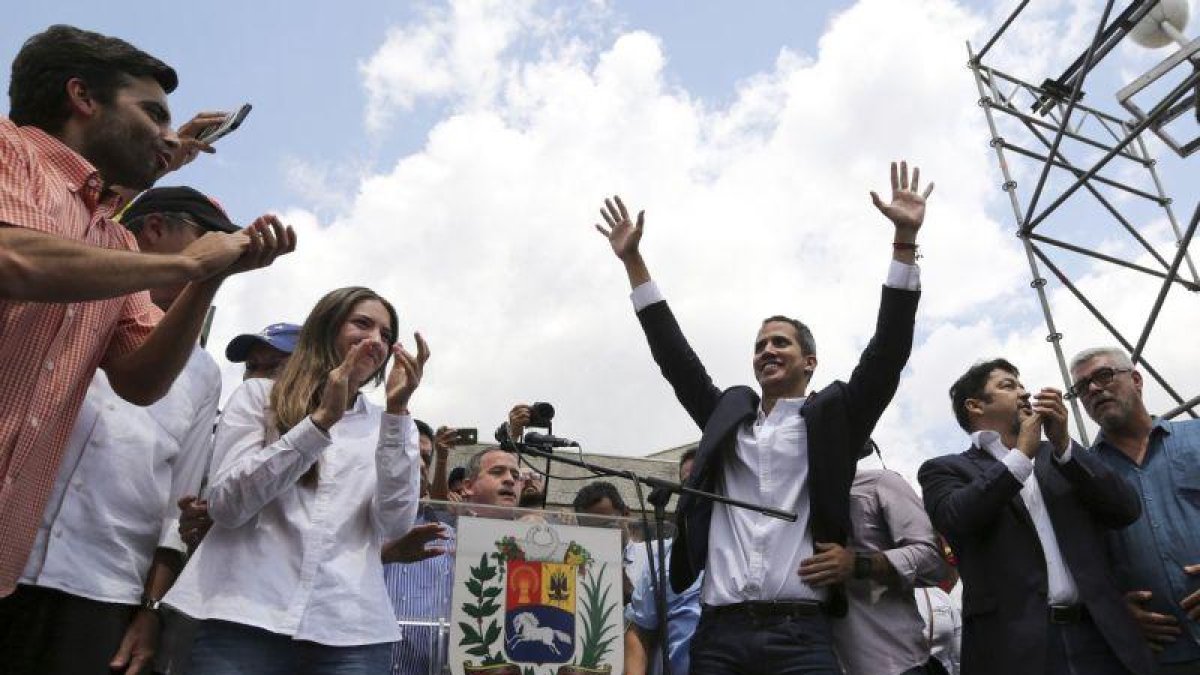 Juan Guaidó, el autoprocalamado presidente interino en su regreso a Venezuela.-AP