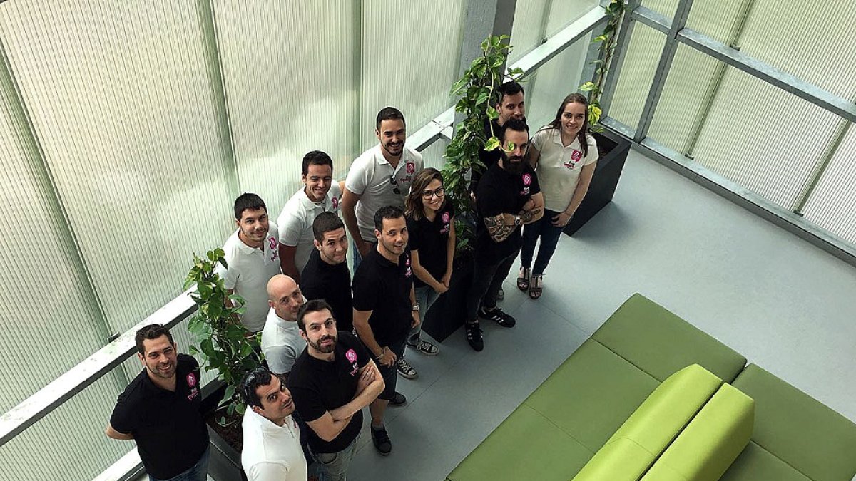 RTVE adjudica a la empresa vallisoletana Five Flames Mobile el desarrollo de las apps. | ICAL.