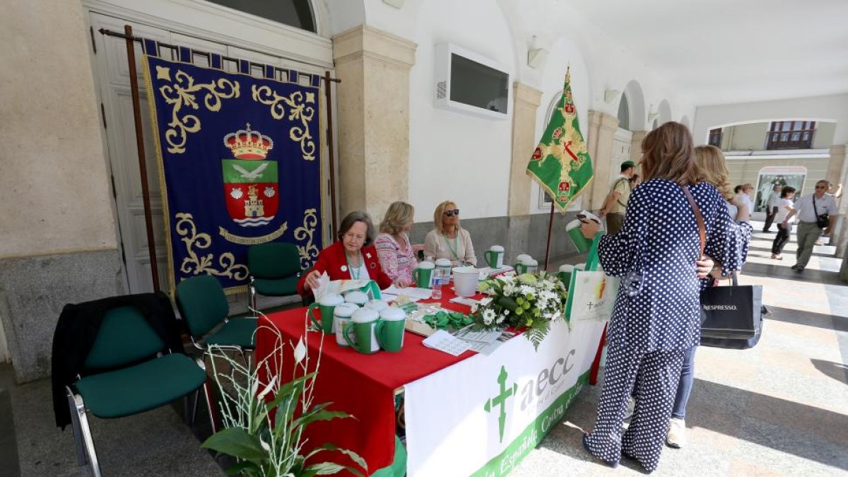 La Asociación Española Contra el Cáncer (AECC) pone en marcha su campaña de cuestación para recaudar fondos en su lucha contra la enfermedad-ICAL