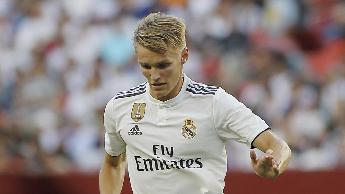 Odegaard controla el balón durante el Real Madrid-Juventus de la gira americana, el pasado verano.-ÁNGEL RIVERO