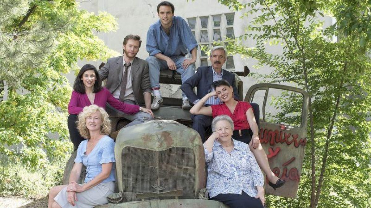 El reparto de 'Cuéntame cómo pasó'.-EL PERIÓDICO