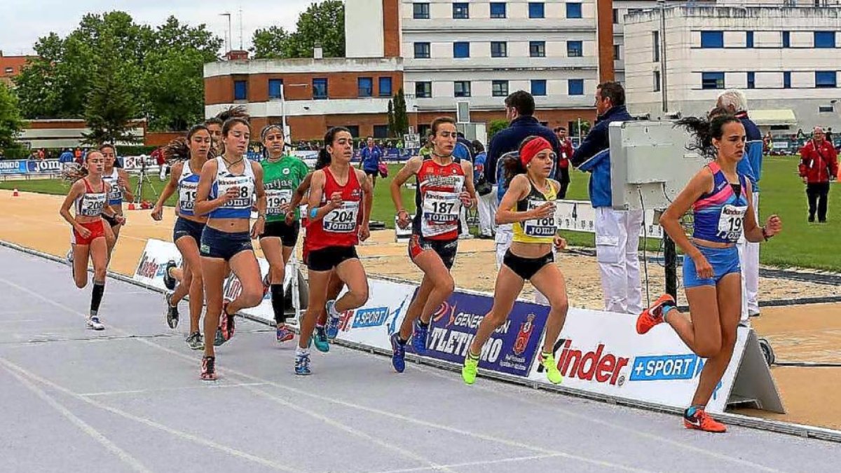 Lucía Blázquez (187), en la prueba de 1.000 metros-MONTSE ÁLVAREZ