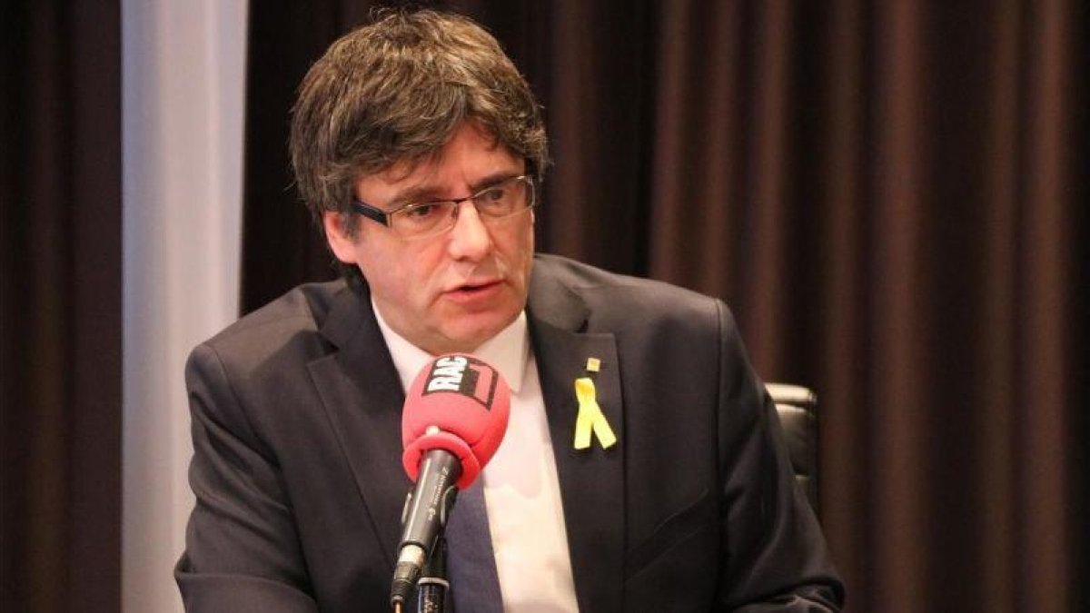 Carles Puigdemont durante la entrevista de este viernes para RAC-1, desde Bruselas.-BLANCA BLAY (ACN / BLANCA BLAY)