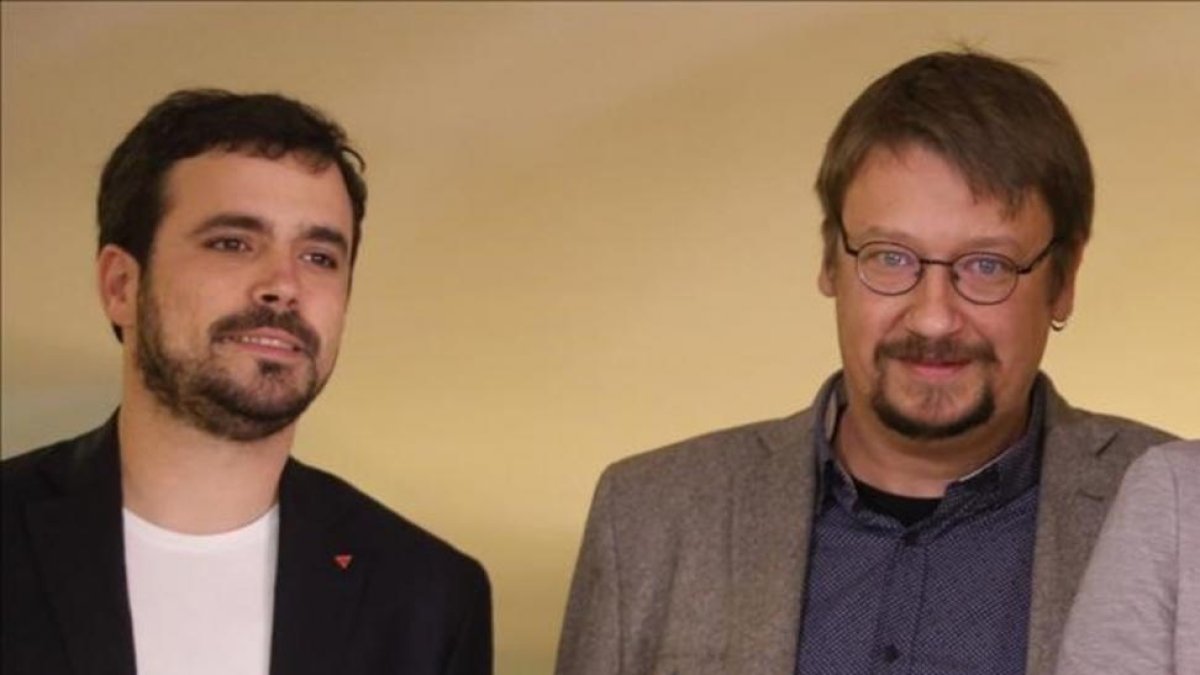 Los líderes de IU, Alberto Garzón, y de En Comú Podem, Xavier Domènech.-AGUSTIN CATALAN
