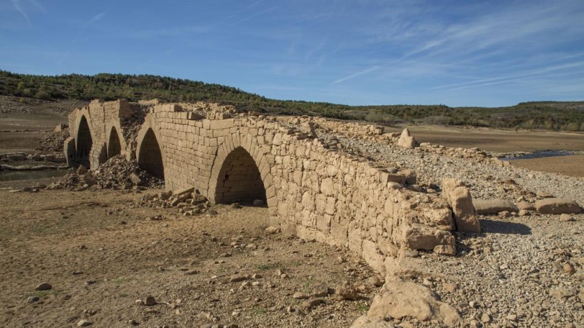 Embalses bajo mínimos en Palencia.-Eduardo Margareto / ICAL