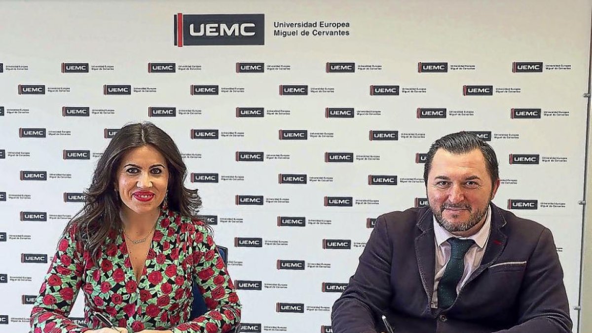 La rectora de la UEMC y el presidente de Cermi.-ICAL