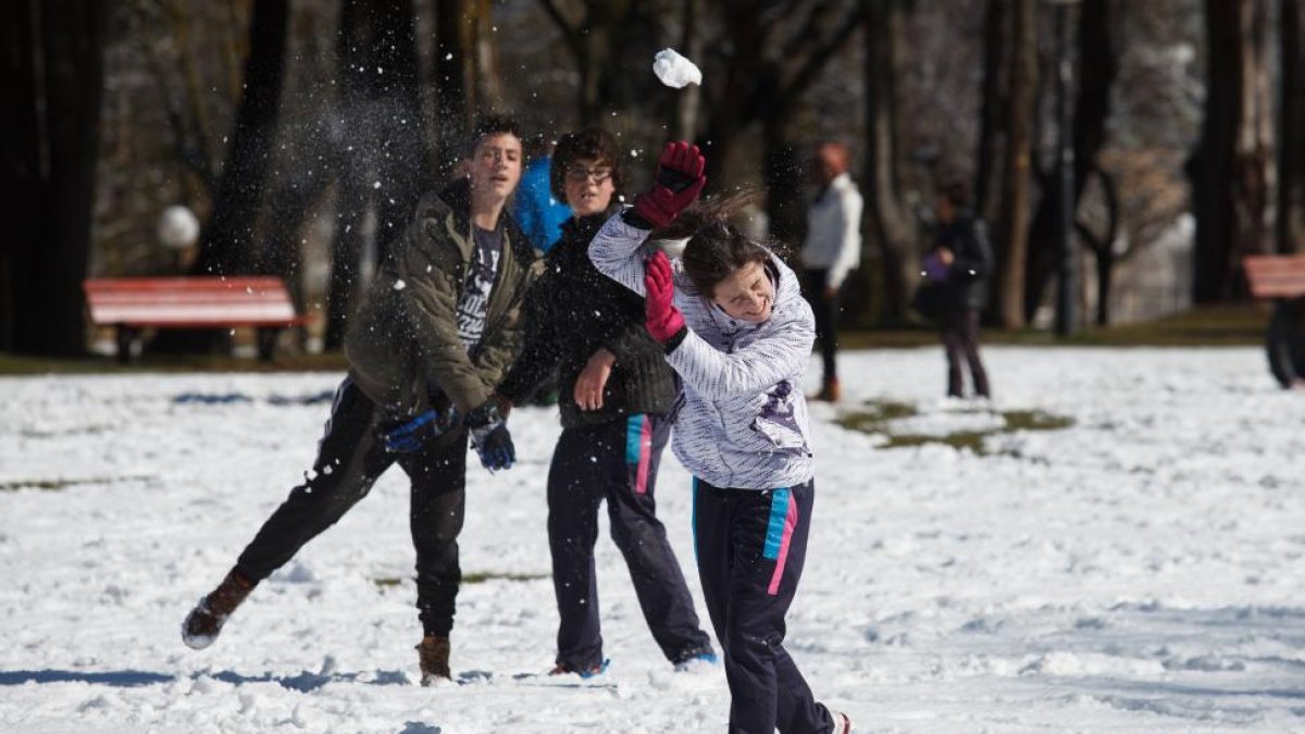 Nieve en la capital soriana.-ICAL