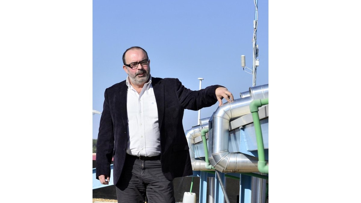Miguel Latorre Zubiri, en las instalaciones del CEDER de Lubia.-VALENTÍN GUISANDE