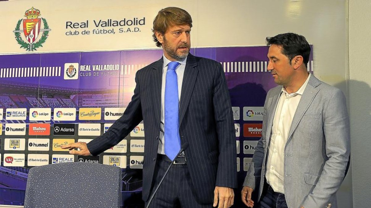 Suárez y Braulio, en la renovación de éste-M.F.