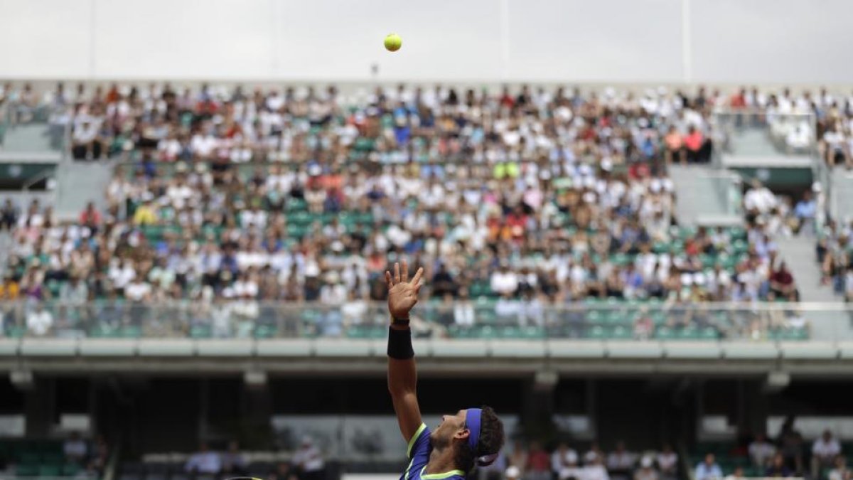 Rafael Nadal, este viernes, en París.-PETR DAVID JOSEK / AP