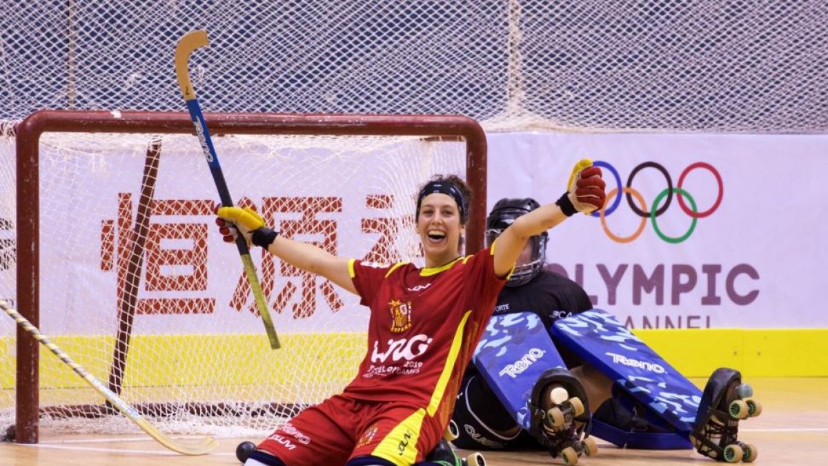 La igualadina Maria Díez, Peke, celebra el último gol de la final.-RFEP