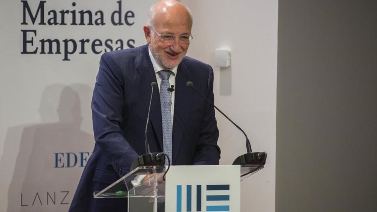 Juan Roig, en la inauguración de la Marina de Empresas de Valencia, donde está Lanzadera o Edem.-MIGUEL LORENZO