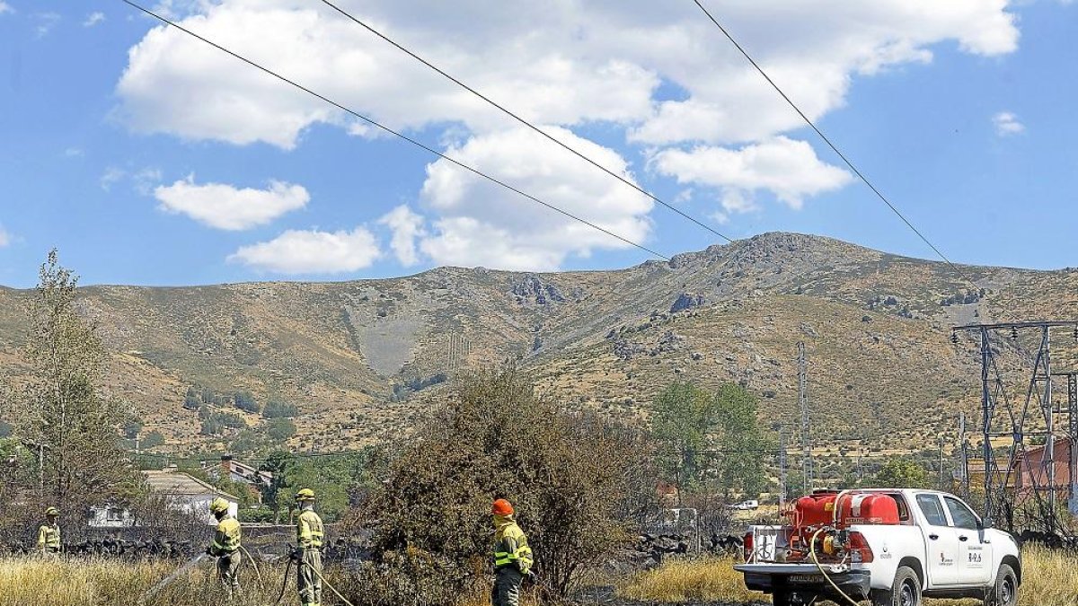 El incendio declarado en el término municipal de Otero de Herreros ya está controlado y en nivel 0, «sin peligro».-ICAL