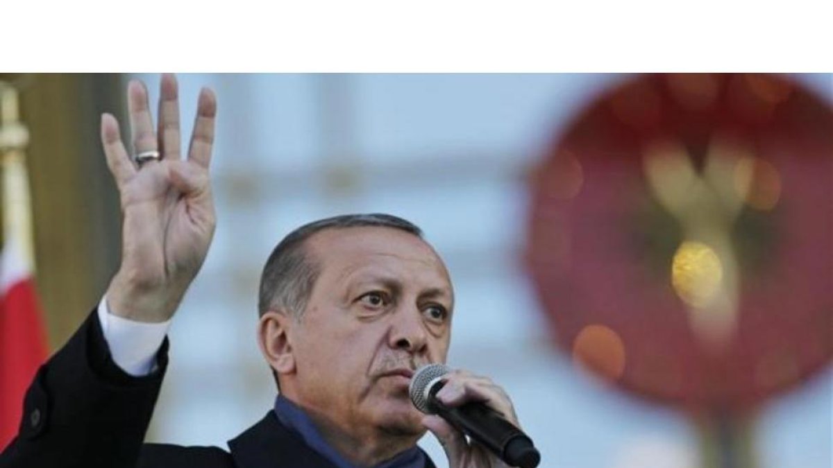Erdogan, tras su triunfo en el referéndum el pasado 16 de abril.-BURHAN OZBILICI / AP