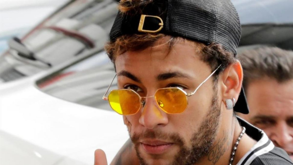 Neymar el pasado 23 de diciembre en Brasil-REUTERS/ PAOLO WHITAKER