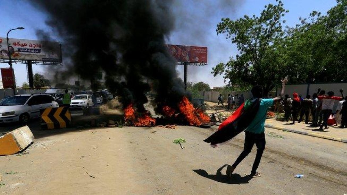 Las protestas en Sudán en medio de la transición del gobierno.-REUTERS