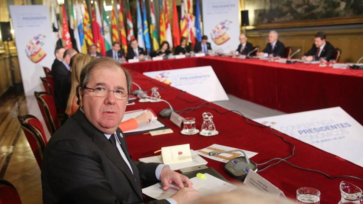 El presidente de la Junta de Castilla y León, Juan Vicente Herrera, participa en la VI Conferencia de Presidentes.-Juan Lázaro / ICAL