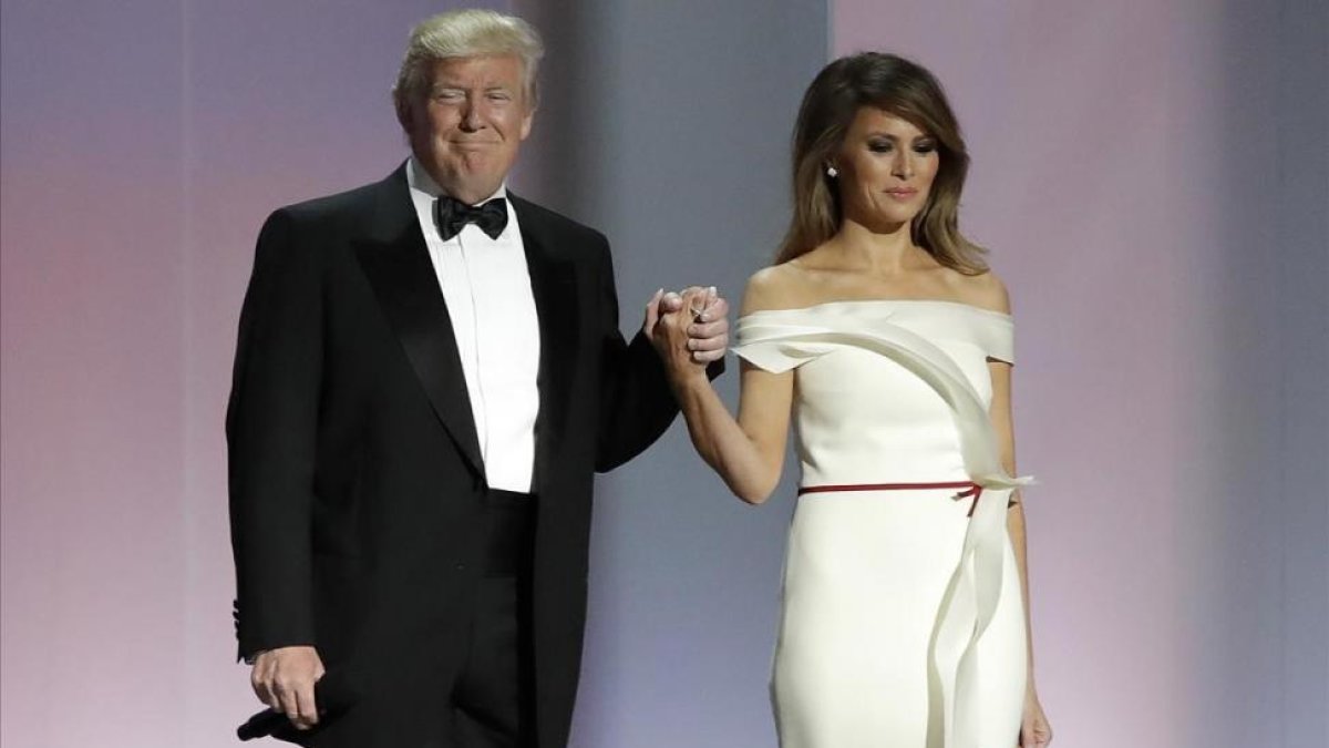 Donald y Melania Trump, el pasado 20 de enero, antes de su baile presidencial.-AP / PATRICK SEMANSKY