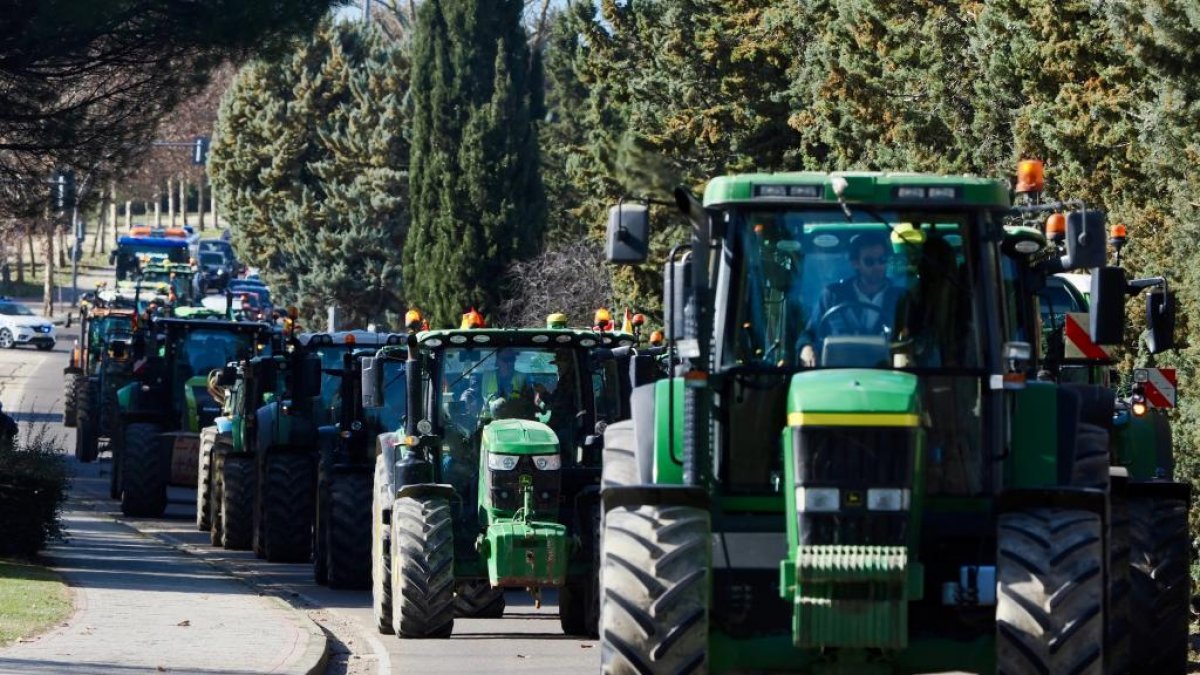 Tractorada en las calles de Valladolid. -PHOTOGENIC
