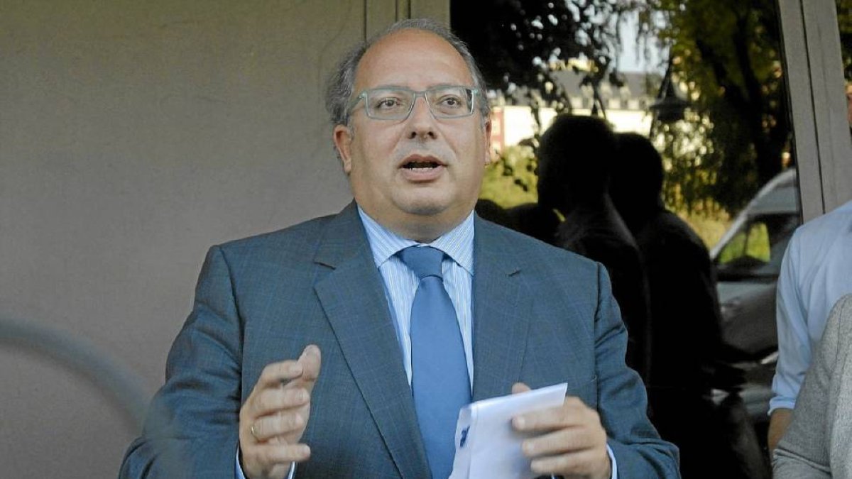 El presidente en funciones del PP de León, Eduardo Fernández-Efe