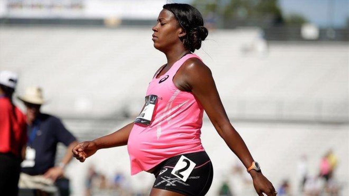 Alysia Montaño tras correr 800 metros embarazada en el 2014.-