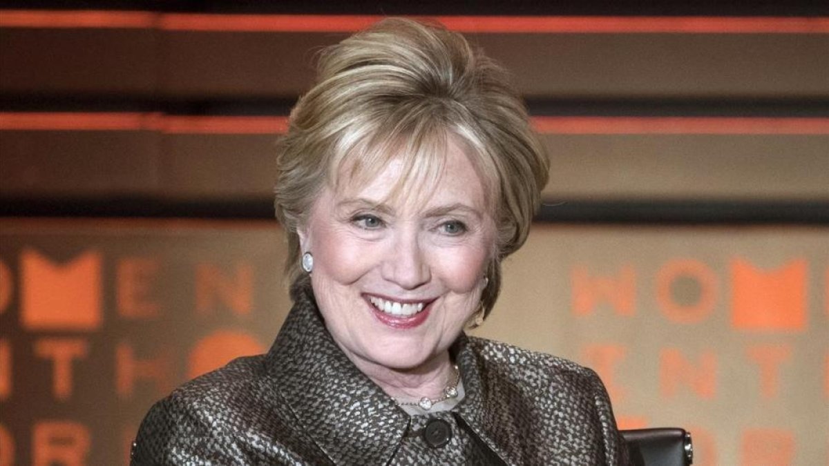 Hillary Clinton, en un evento social en Nueva York, el 6 de abril del 2017.-/ AP / MARY ALTAFFER