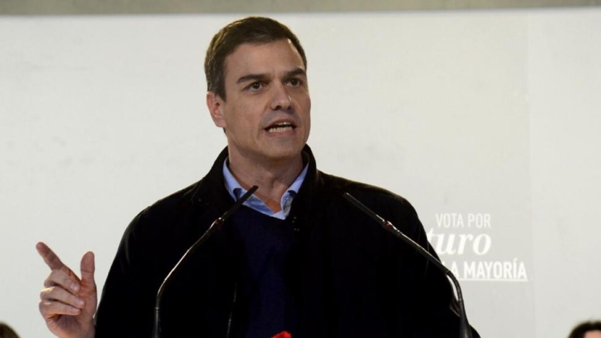Pedro Sánchez en Burgos.-ICAL