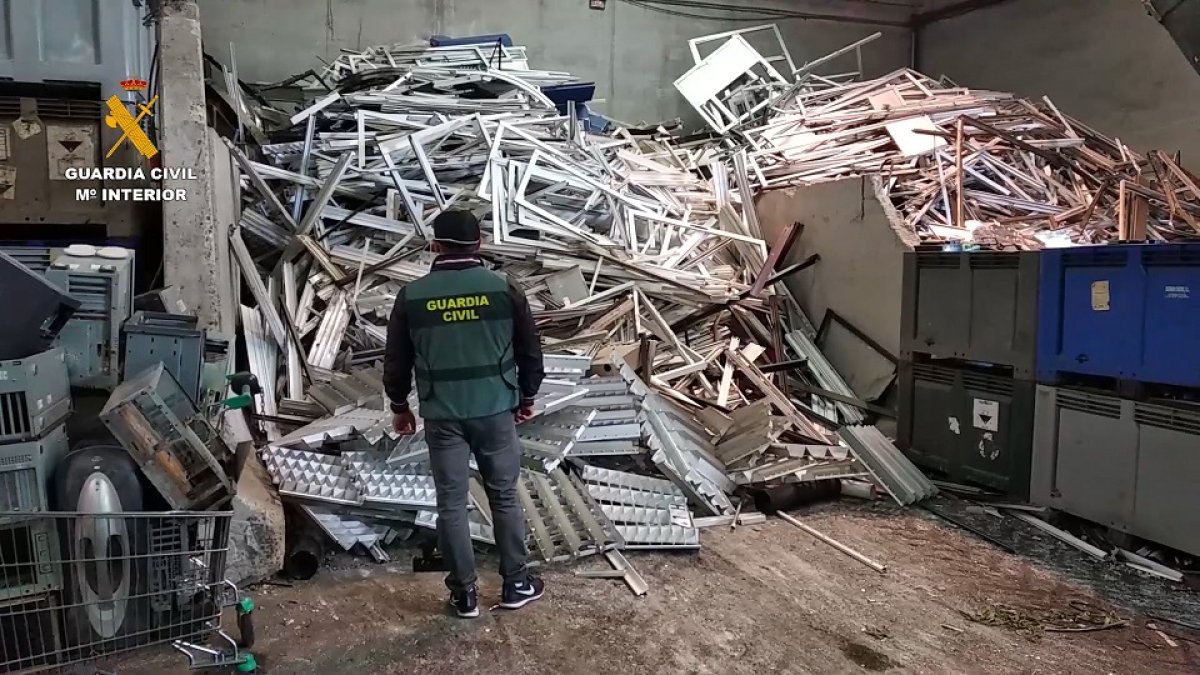 Cuatro detenidos por tres hurtos en explotaciones agrícolas y ganaderas de Valladolid.- ICAL.